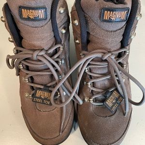 Magnum suede 3D2 insole, 5912, Size 9, Brown, Steel Toed